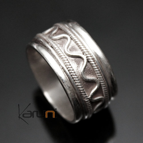 jewelry ethnical Silver ring Nepal 01