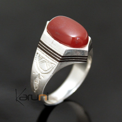 Ethnic Tuareg Tribe Design Signet Ring Silver Hand-Engraved With Red Agate Oval and Ebony Lignes Unisex 17