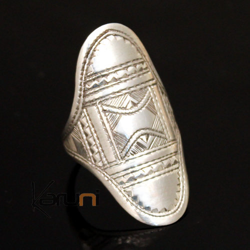 Tuareg Shuttle Ring Engraved with Silver 83