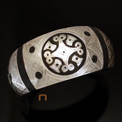 African Bracelet Ethnic Jewelry Mix Silver Horn Large Engraved Plate Filigree from Mauritania 06