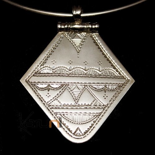 Tuareg losange pendant in silver 2