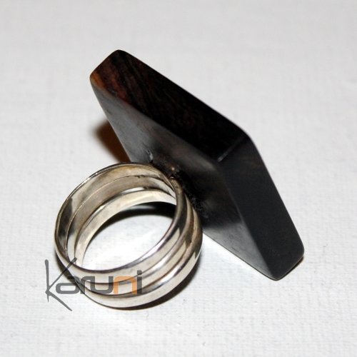 Ebony square silver ring Karuni