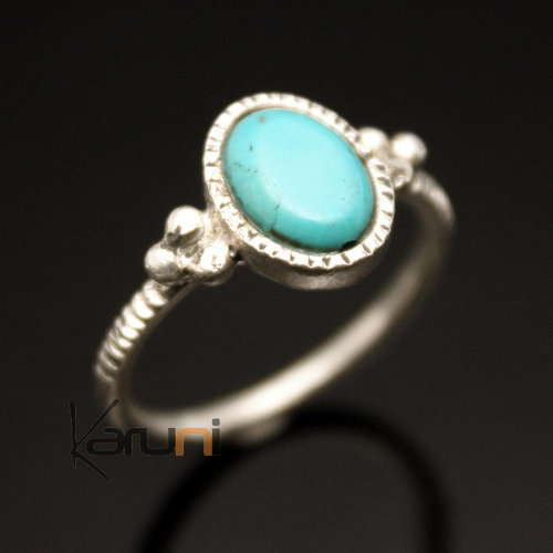 Silver and Turquoise Ring 01 Fine Oval