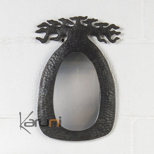 Square mirror curved recycled metal Madagascar 34 cm 