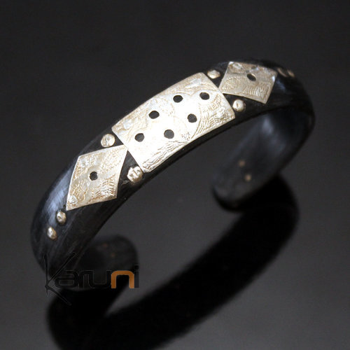 African Bracelet Ethnic Jewelry Silver Mix Horn Filigree Engraved Plate from Mauritania 01