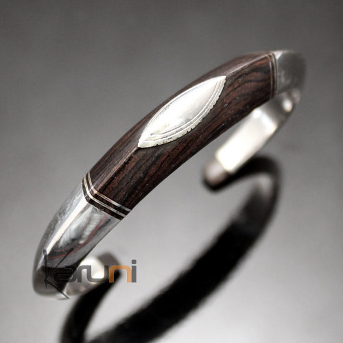 Bracelet inspired by the Tuareg in sterling silver and ebony handmade by Tuareg craftsmen of Agadez, Niger