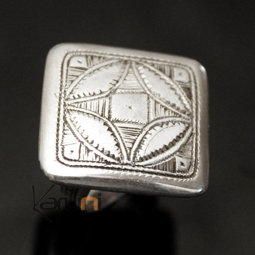 Ethnic Tuareg Tribe Design Ring Large Hand-Engraved Diamond 925 Silver KARUNI 019