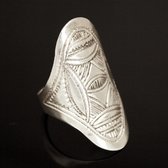 Tuareg Shuttle Ring Engraved with Silver 72