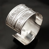 Ethnic Cuff Bracelet Sterling Silver Jewelry Large Engraved Tuareg Tribe Design 01 b