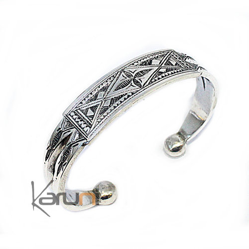 sterling silver exclusive bracelet
