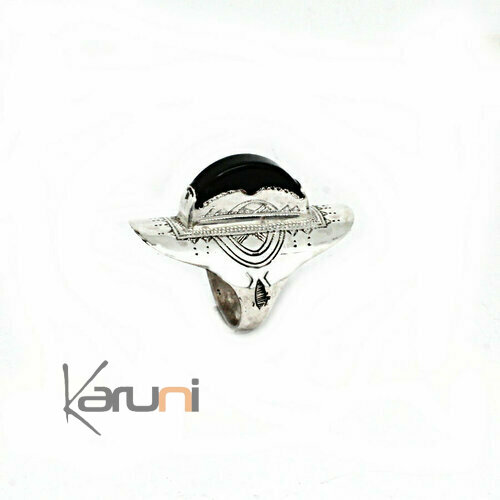 Onyx sterling silver ring